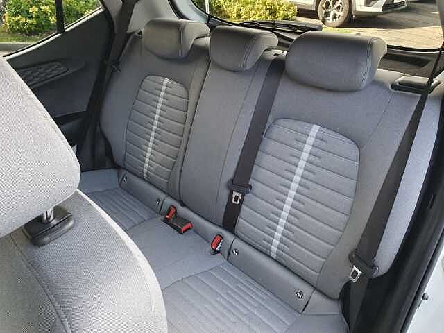 Hyundai i10 1.0 MPi Premium 5dr