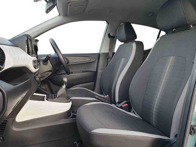 Hyundai i10 1.2 MPi Premium 5dr