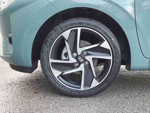 Hyundai i10 1.2 [79] Premium 5dr Auto [Nav]