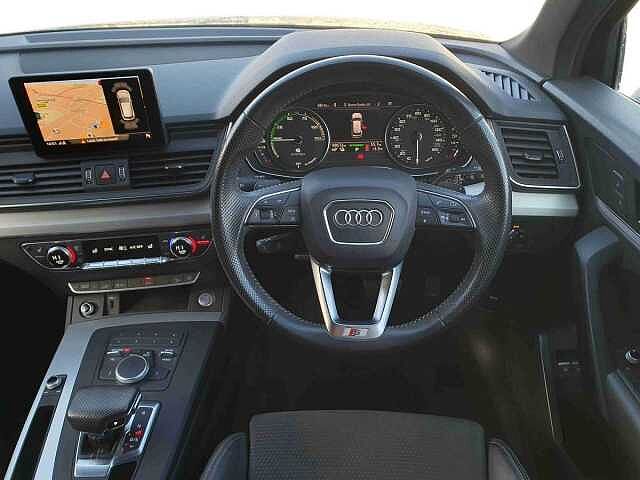 Audi Q5 50 TFSI e Quattro S Line 5dr S Tronic Black