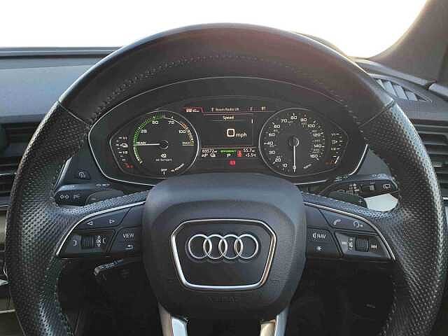 Audi Q5 50 TFSI e Quattro S Line 5dr S Tronic Black