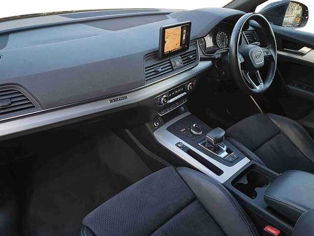 Audi Q5 50 TFSI e Quattro S Line 5dr S Tronic Black