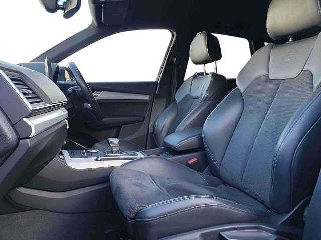 Audi Q5 50 TFSI e Quattro S Line 5dr S Tronic Black