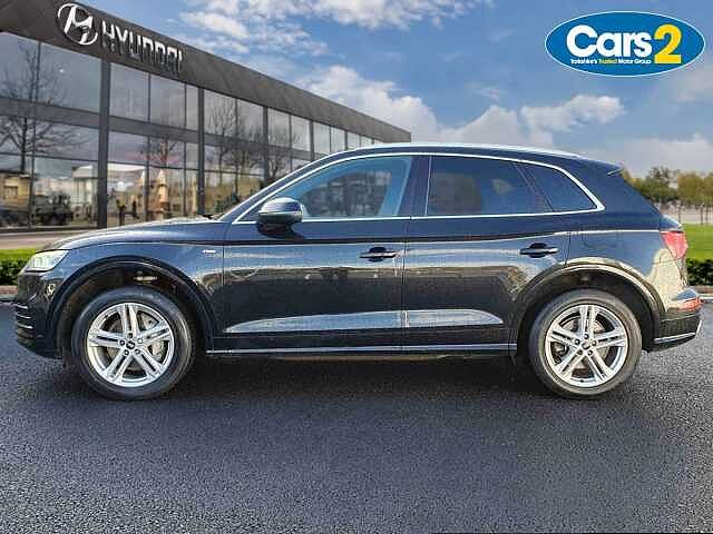 Audi Q5 50 TFSI e Quattro S Line 5dr S Tronic Black