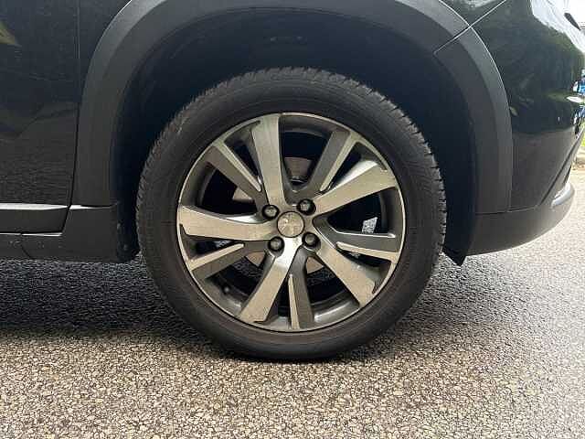 Peugeot 2008 1.2 PureTech 110 Allure Premium 5dr Black