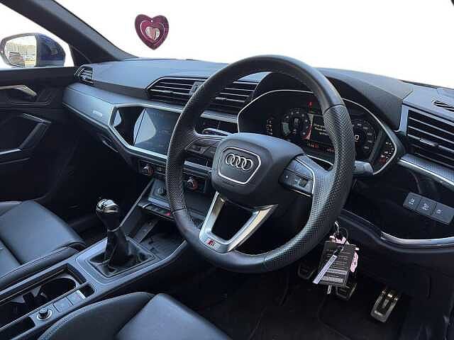 Audi Q3 35 TFSI S Line 5dr [Leather] Blue