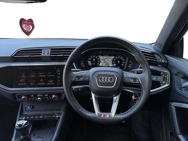Audi Q3 35 TFSI S Line 5dr [Leather] Blue